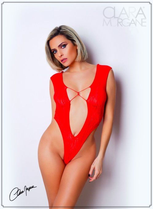 Body string rouge résille motif dentelle